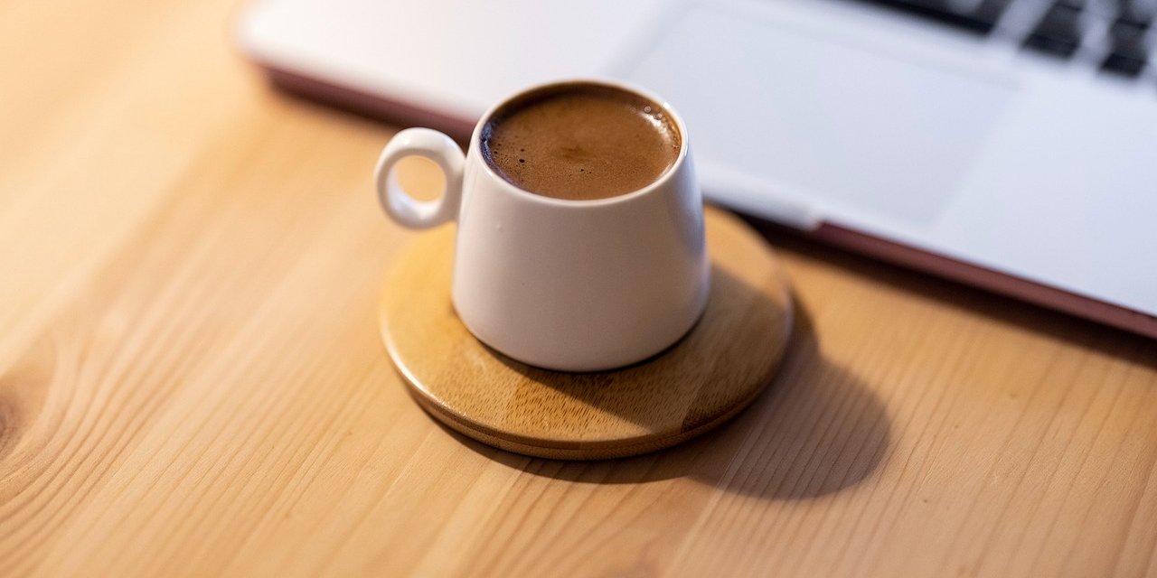 Сколько кофе можно пить безопасно (Фото: Engin_Akyurt/pixabay.com)