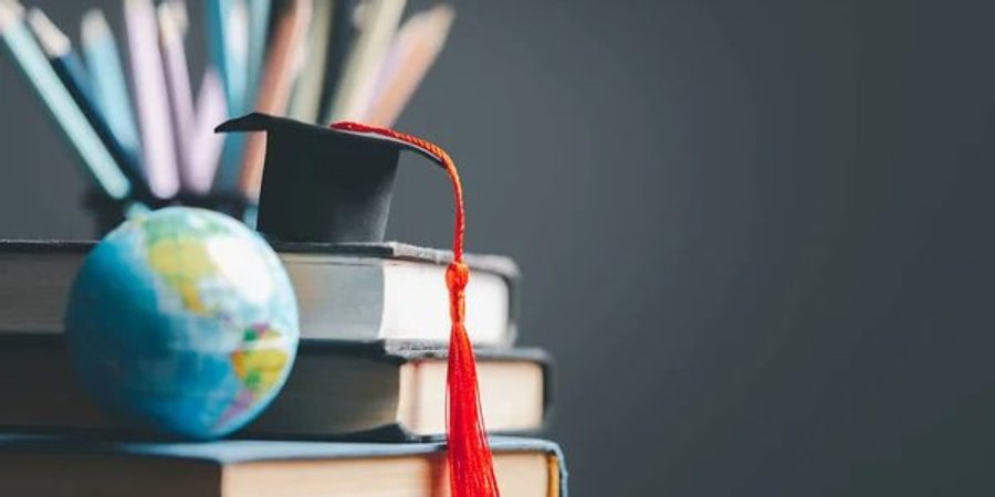 Получение высшего образования: что нужно знать о&nbsp;бакалавриате, магистратуре и&nbsp;аспирантуре