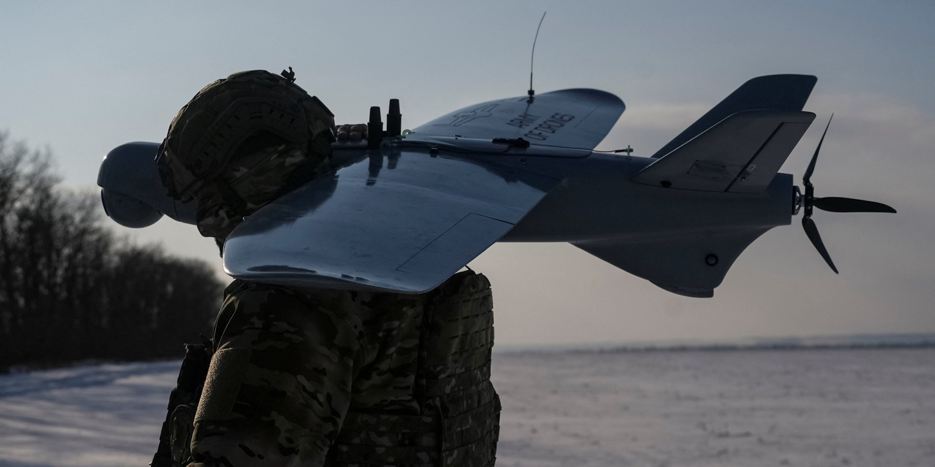 A soldier of the 14th Chervona Kalyna assault brigade of the National Guard of Ukraine launches a Leleka reconnaissance drone near Pokrovsk, February 26, 2025 (Photo: REUTERS/Inna Varenytsia)