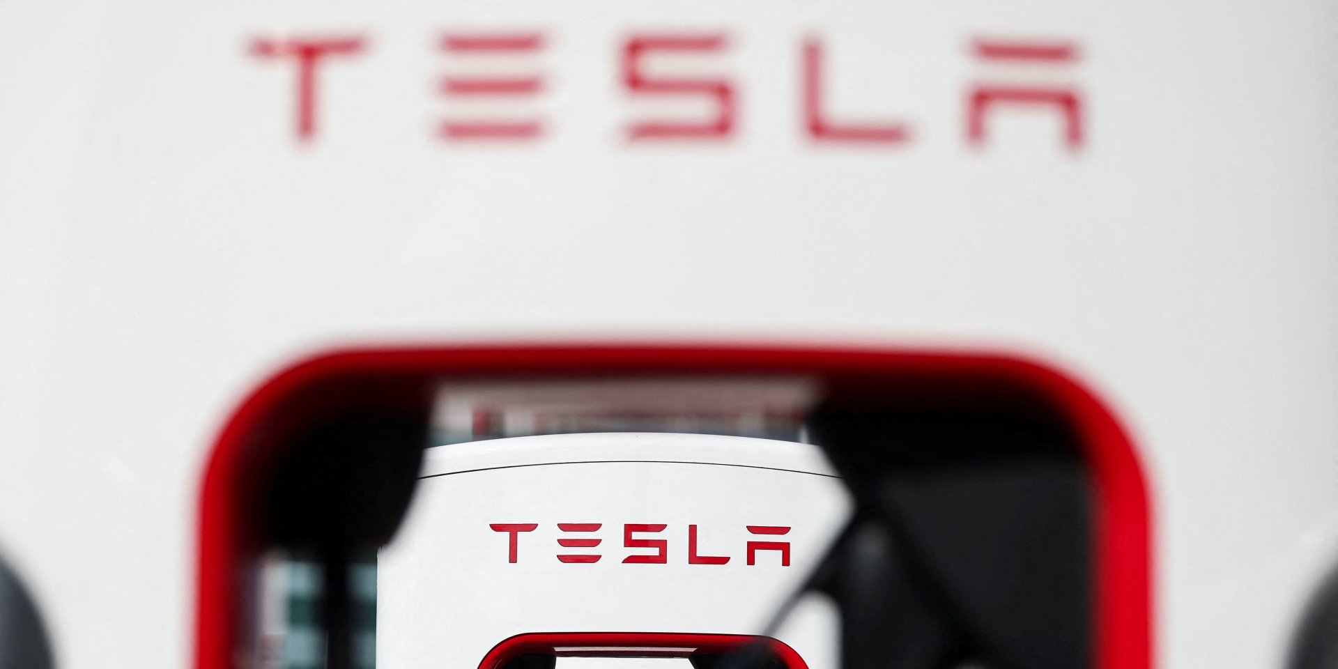 BYD опередила Tesla в первом квартале (Фото: REUTERS/Stephane Mahe)