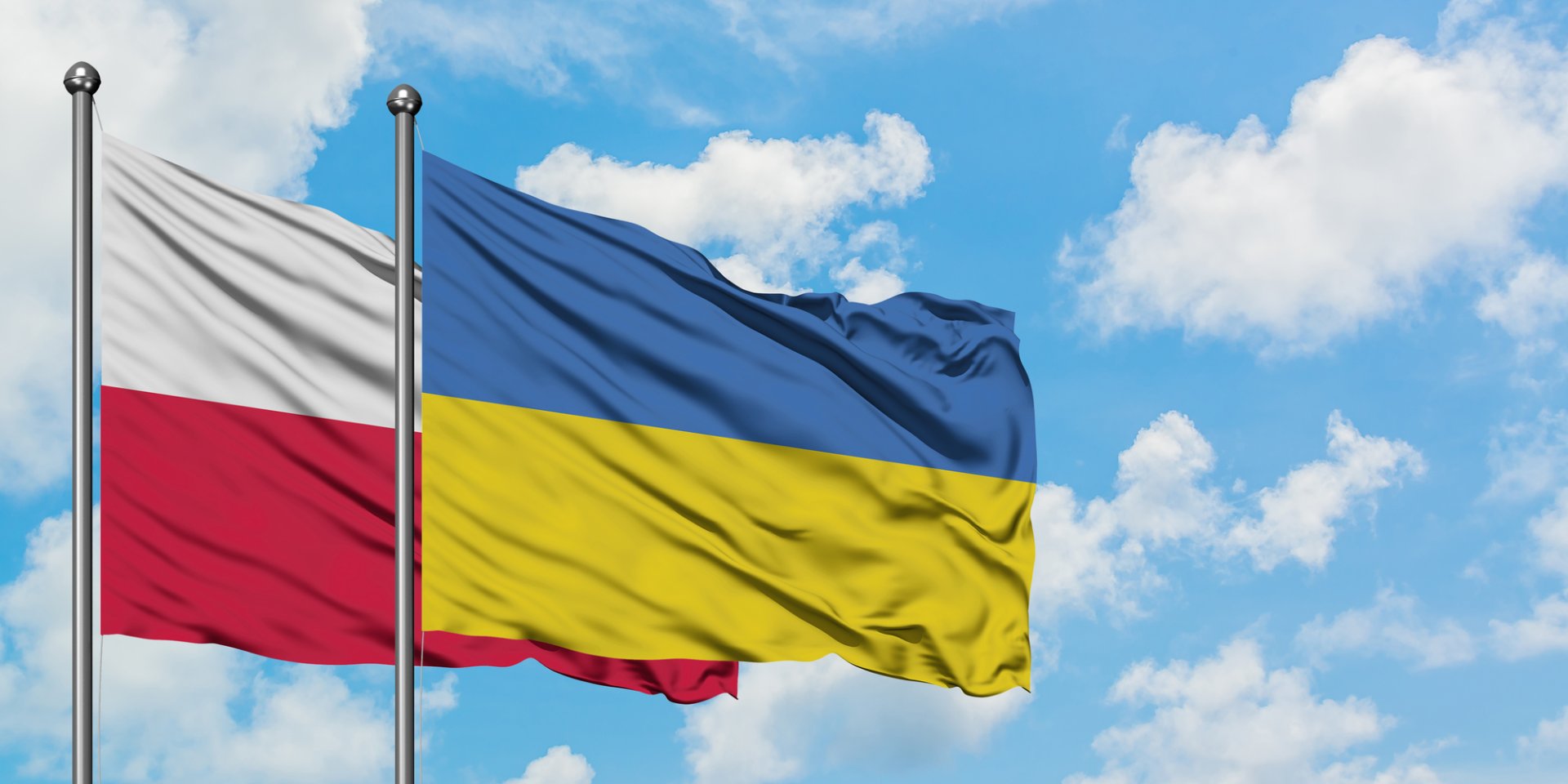 Флаг Польши и Украины (Фото: sezerozger/depositphotos)