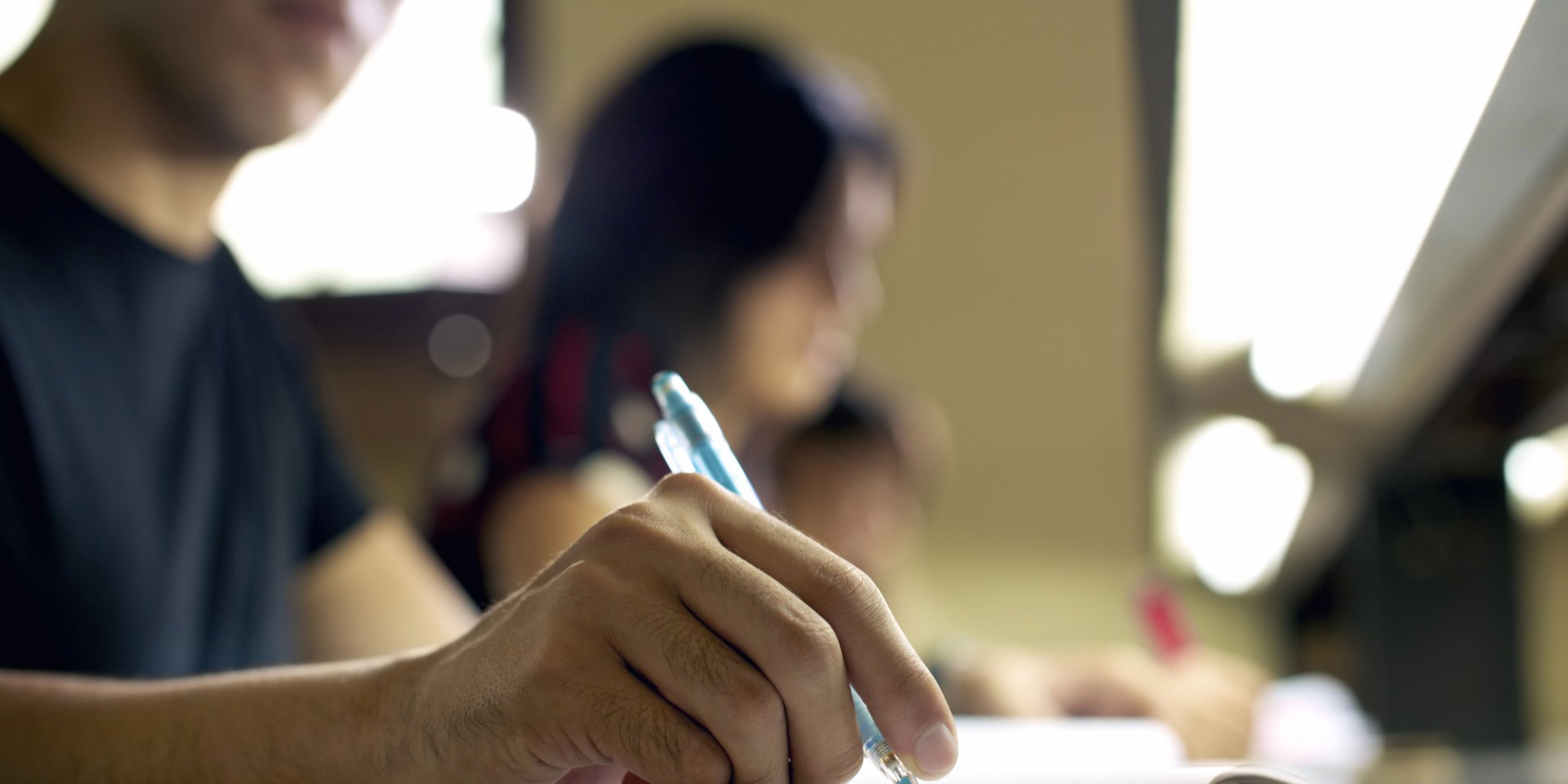 Льготы военным 2025. Как детям защитников Украины получить высшее образование бесплатно&nbsp;&mdash; разъяснение экспертов