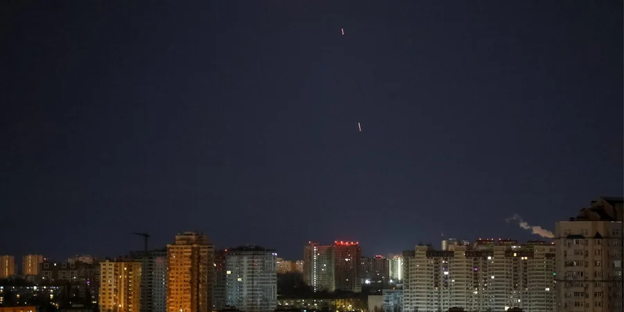 В Киеве и ряде областей объявили воздушную тревогу из-за угрозы баллистики, в Сумах раздался взрыв