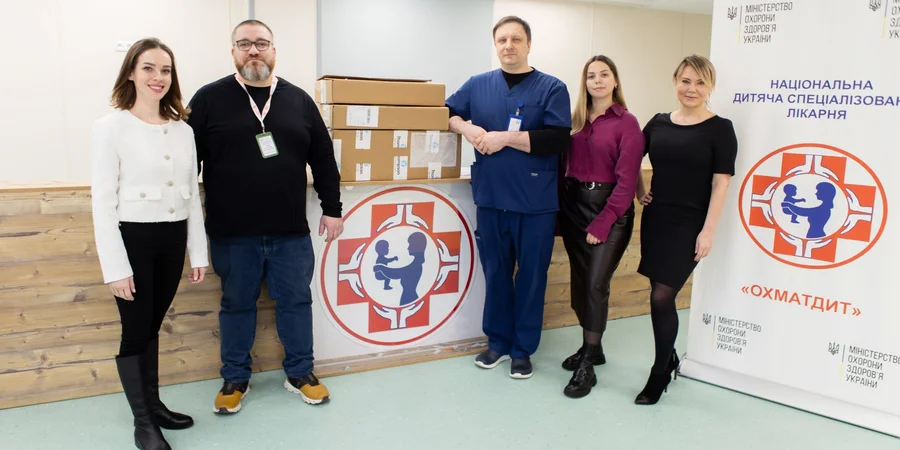 Новости компаний: Андрей Матюха поддержал Охматдет: Новейшая система Thompson усиливает возможности детской хирургии