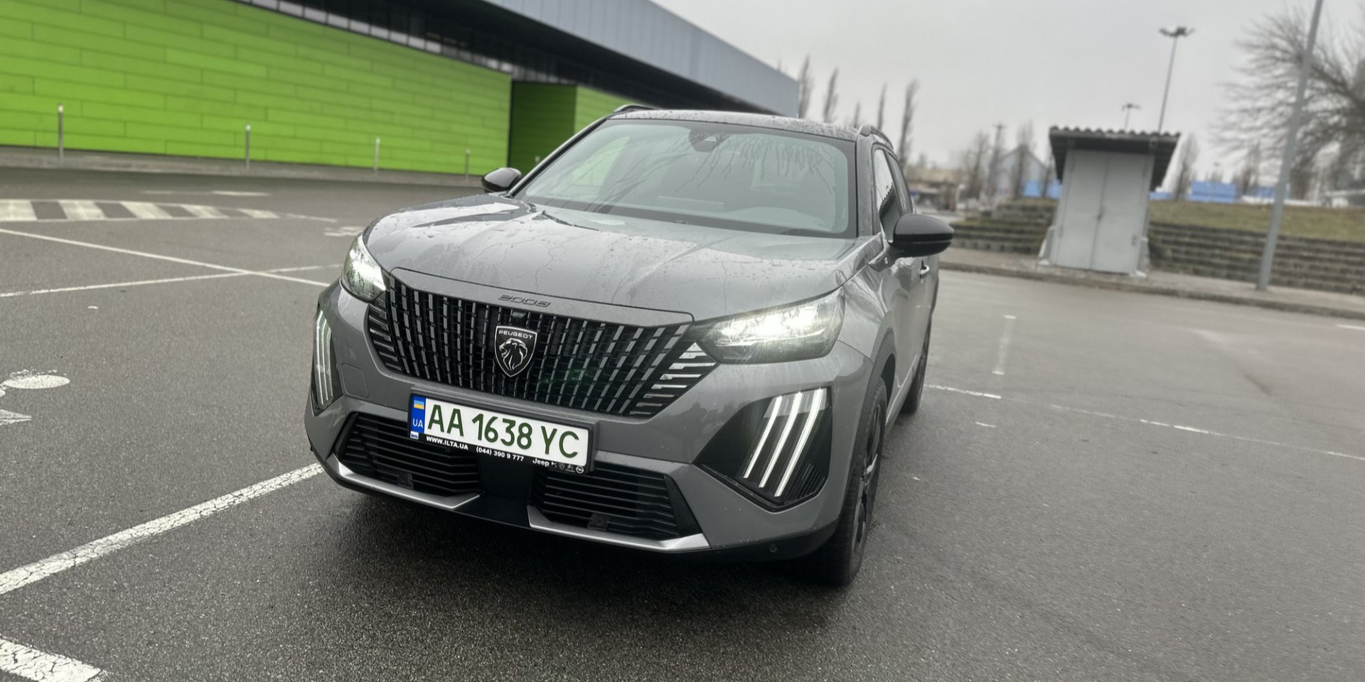 Peugeot E-2008 — детальный обзор (Фото: NV)