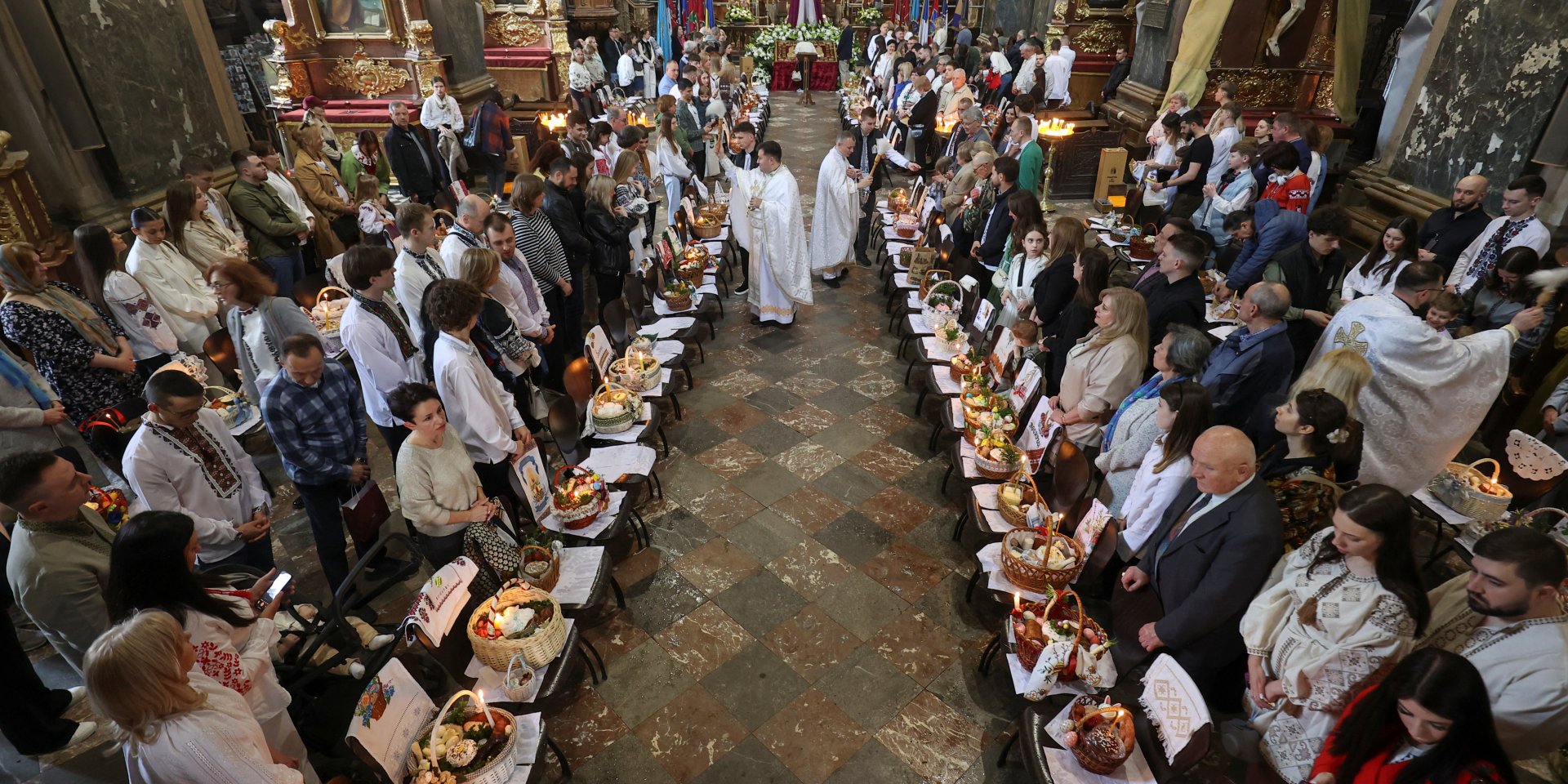 Пасхальное обращение. Зеленский назвал&nbsp;РФ одной из&nbsp;самых больших угроз для верующих