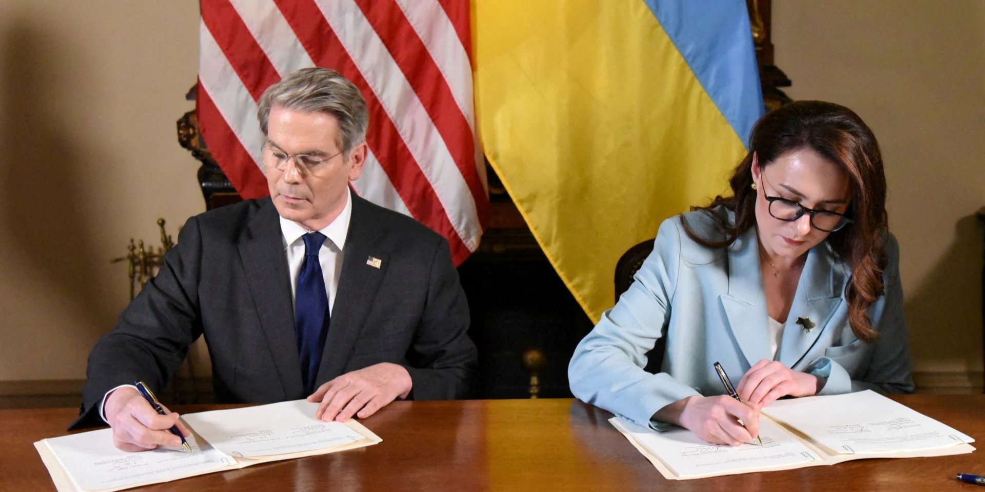 Боятся сближения Трампа и&nbsp;Зеленского. У&nbsp;российских элит &laquo;невроз&raquo; из-за соглашения об&nbsp;ископаемых между Украиной и&nbsp;США&nbsp;&mdash; WP