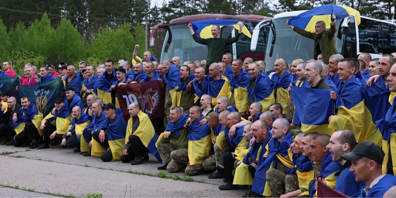 &laquo;Исполнители известны, доказательства есть&raquo;. К&nbsp;украинцам в&nbsp;российском плену применяют 18 видов пыток&nbsp;&mdash; все подробности обмена 205 защитников