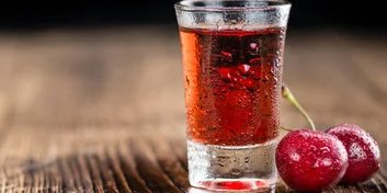 Традиційний український алкоголь здобув подвійне золото на світовому конкурсі (Фото: facebook/nalyvka)