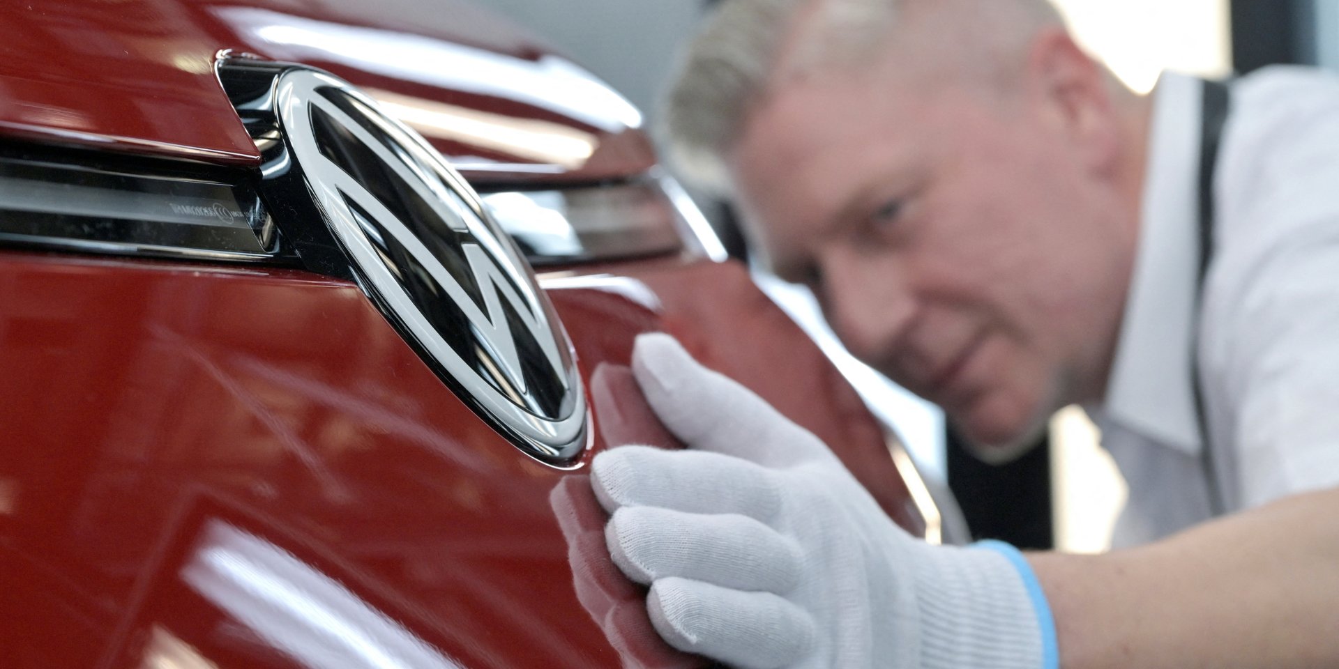 Volkswagen Golf GTI EV з’явиться у наступні п’ять років (Фото: REUTERS/Matthias Rietschel)