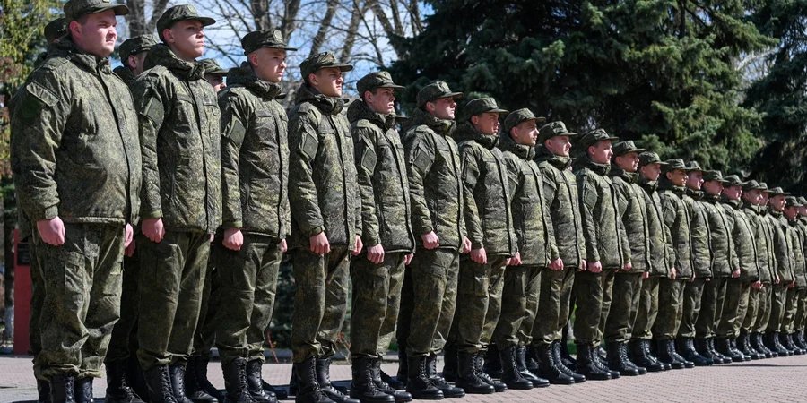 За&nbsp;сутки Россия потеряла 32 бронемашины, 36 артсистем и&nbsp;1100 солдат убитыми и&nbsp;ранеными&nbsp;&mdash; Генштаб ВСУ