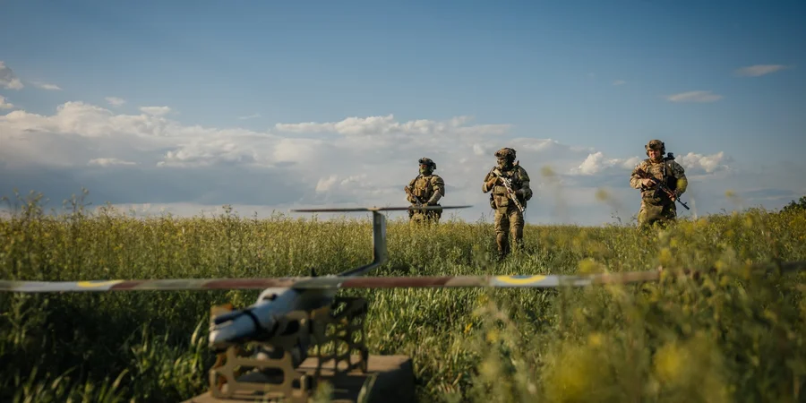 Анализ Radio NV. Кто лоббировал перестановки в Генштабе, какое назначение «чувствительное» для военных и с кем у Сырского разногласия