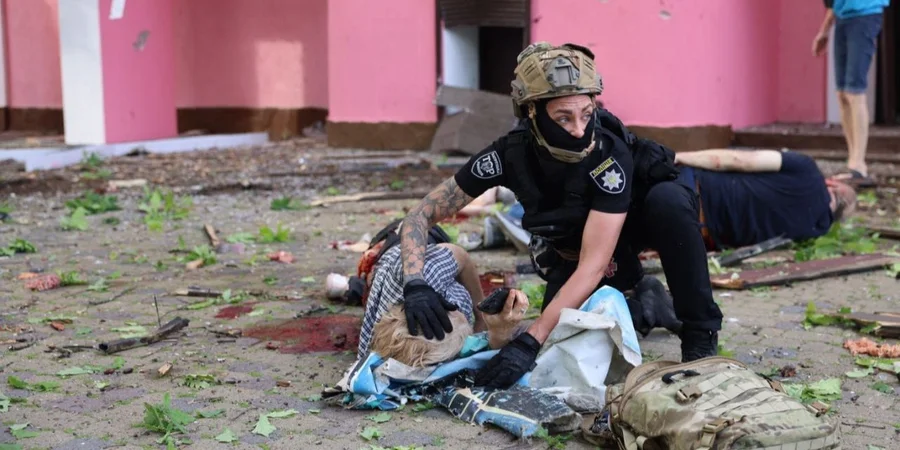 Россия ударила по Харькову КАБами, погибла руководительница Детской железной дороги, много людей ранены