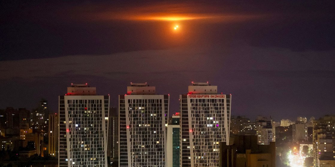 Ночная атака шахедами: в&nbsp;Киеве и&nbsp;ряде областей объявлена тревога, в&nbsp;Сумах, Харькове и&nbsp;Запорожье прогремели взрывы, в&nbsp;столице работала ПВО