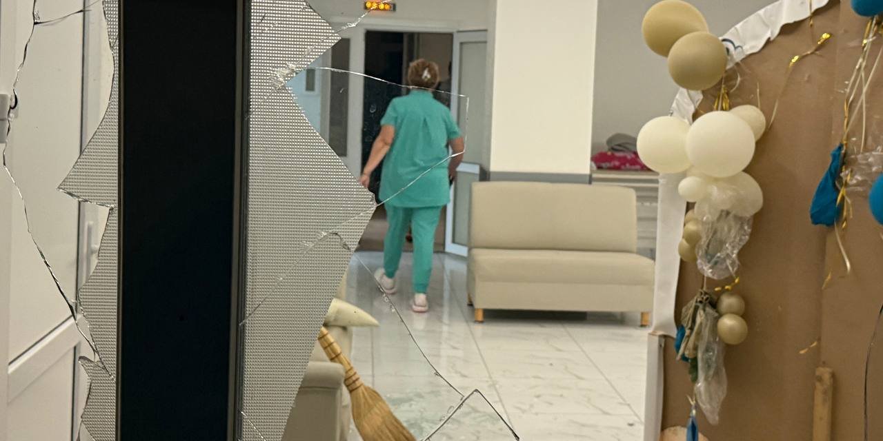 Российские дроны попали в&nbsp;роддом и&nbsp;жилой дом в&nbsp;Одессе, есть погибший