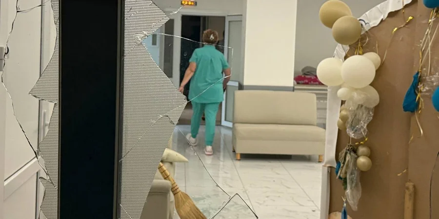 Российские дроны попали в роддом и жилой дом в Одессе, есть погибший