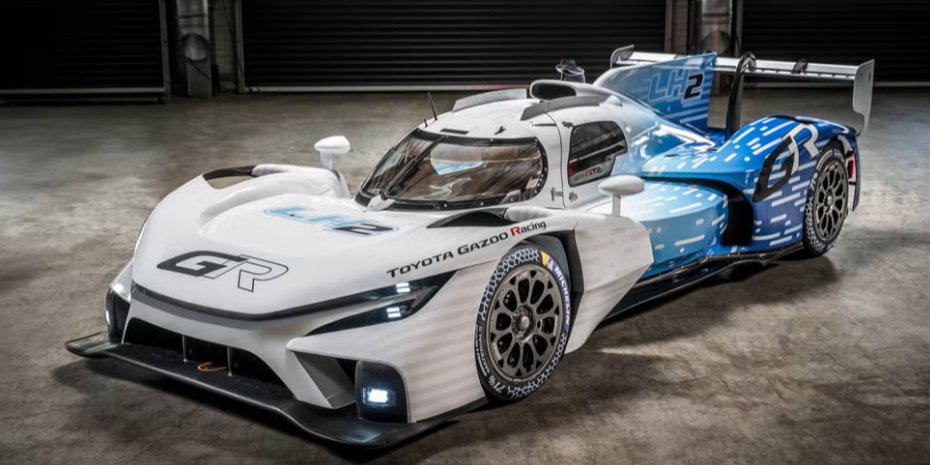 Автомобиль под названием GR LH2 Racing Concept построен на базе шасси гибридного гиперкара Toyota GR010 (Фото: Toyota)