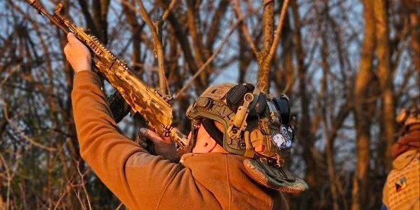 &laquo;Проще, чем кажется&raquo;. Военные рассказали о&nbsp;слабом месте FPV-дронов на&nbsp;оптоволокне и&nbsp;показали, как их&nbsp;сбивают&nbsp;&mdash; видео