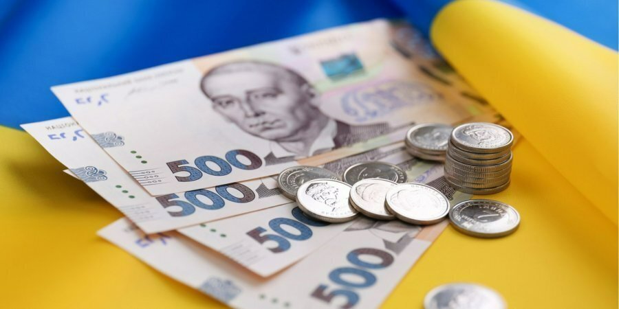 Выплаты, которые с 1 июля 2025 года будет осуществлять Пенсионный фонд Украины (Фото: NewAfrica / Depositphotos)