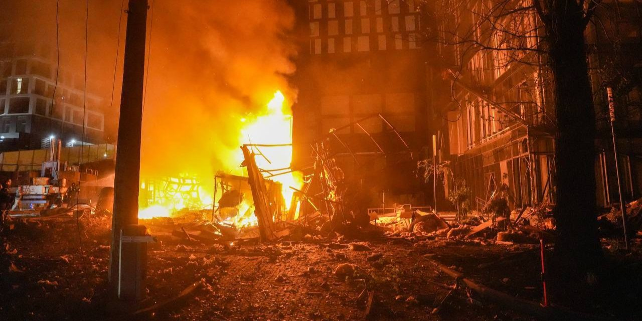 Russia launched another attack on Odesa overnight on July 7 (Photo: Odesa Oblast SES)