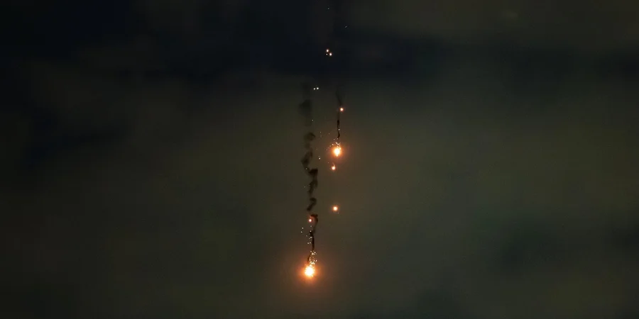 Россия атакует Украину шахедами, тревога распространилась на всю Украину, в городах — взрывы