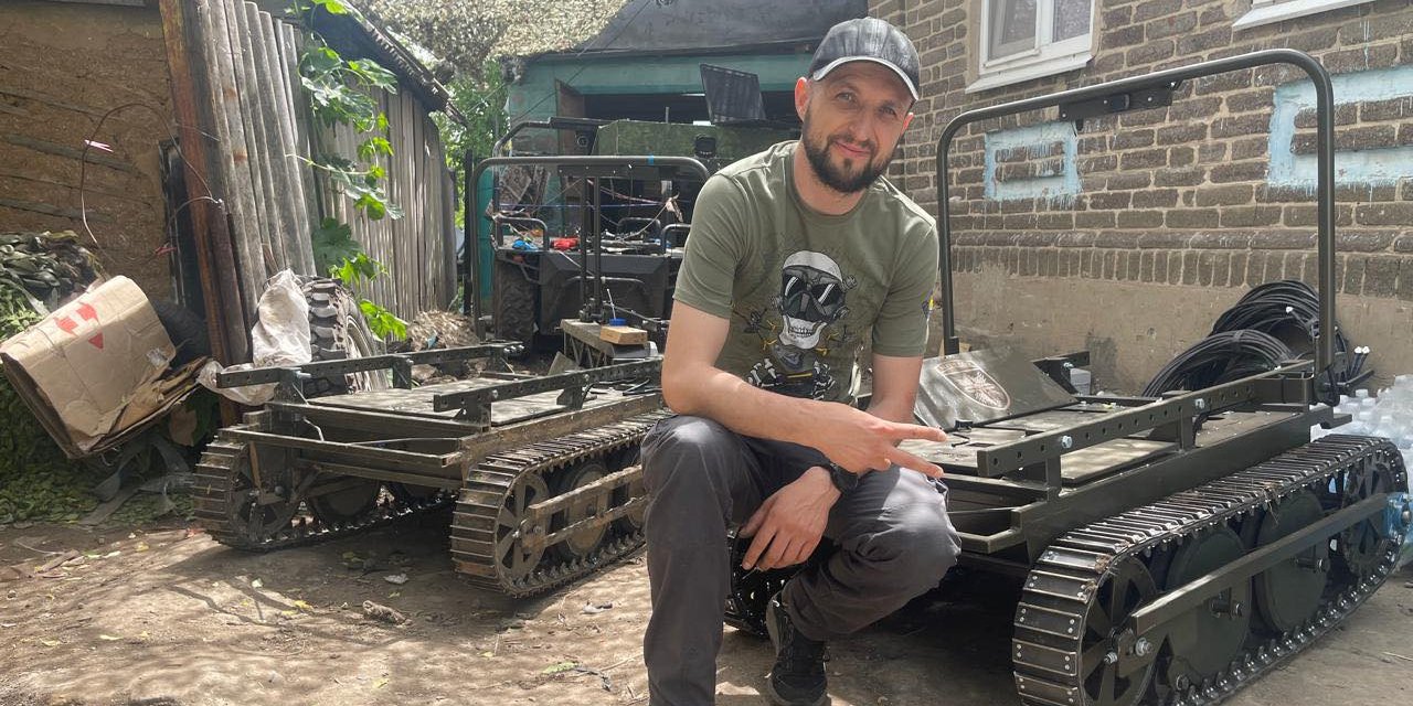 &laquo;Мы&nbsp;на&nbsp;шаг впереди&nbsp;РФ&raquo;. Нет такой работы, которую&nbsp;бы не&nbsp;выполнил наземный дрон вместо бойца&nbsp;&mdash; разговор с&nbsp;Электриком из&nbsp;93-й ОМБр