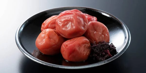 Японские ферментированные сливы вкусные в ежедневном рационе (Фото: depositphotos/АІ)