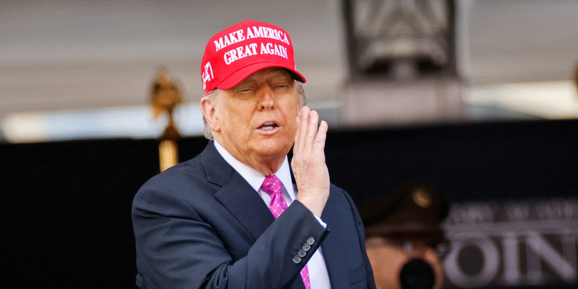 Митна революція Трампа: які тарифи оголосив президент США для 185 країн світу і коли вони набувають чинності - інфографіка NV