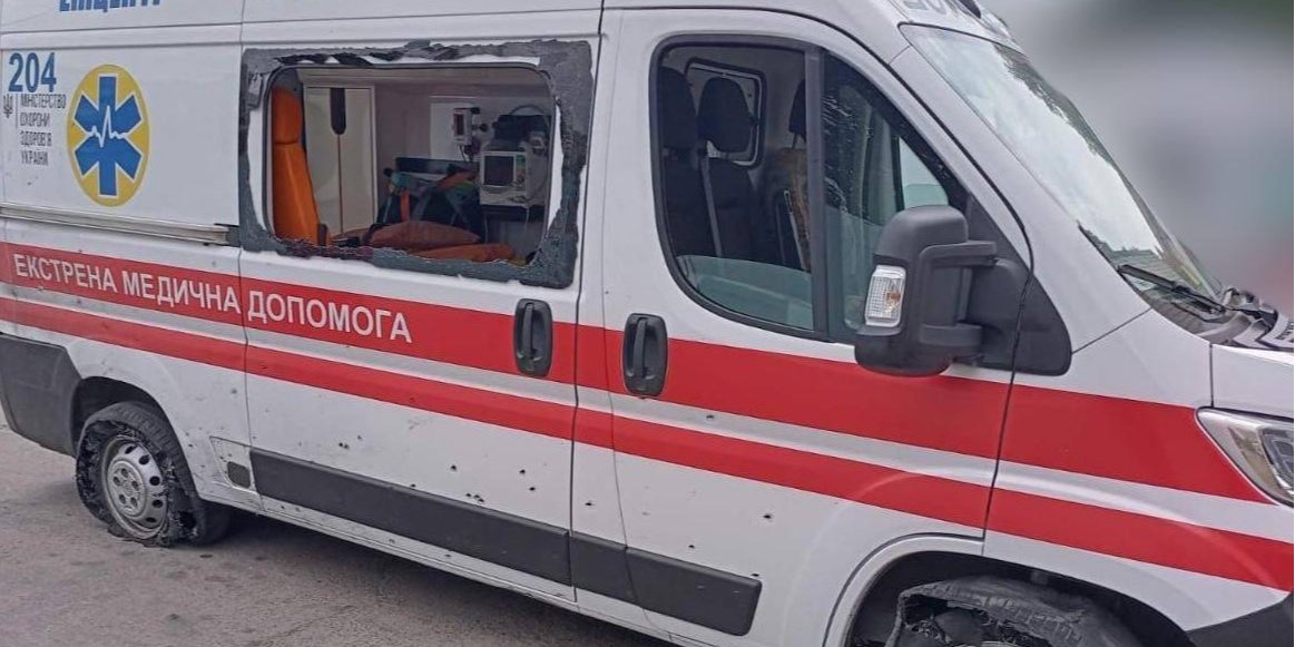 На&nbsp;Херсонщине россияне атаковали авто скорой помощи, двое врачей в&nbsp;состоянии средней тяжести