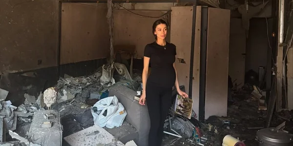 Атака на Київ 21 липня — вагітна Богдана Тарасик показала, як виглядає її квартира після обстрілу / NV