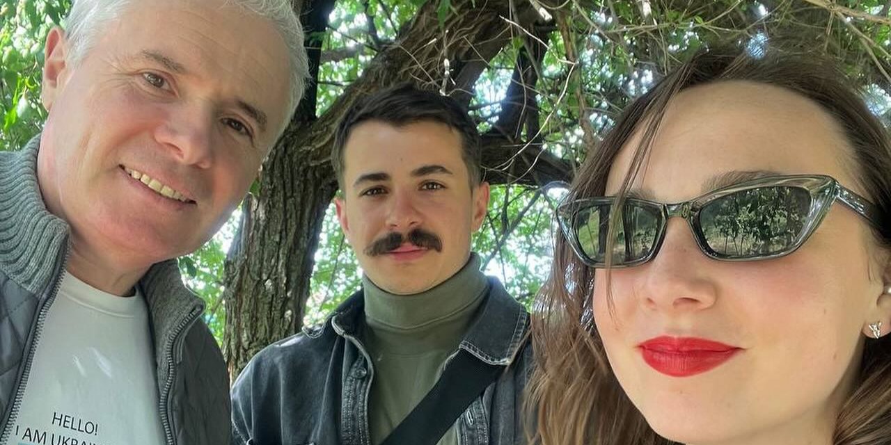 Константин Грубич эмоционально поддержал сына Ярослава после тяжелого ранения и потери руки / NV