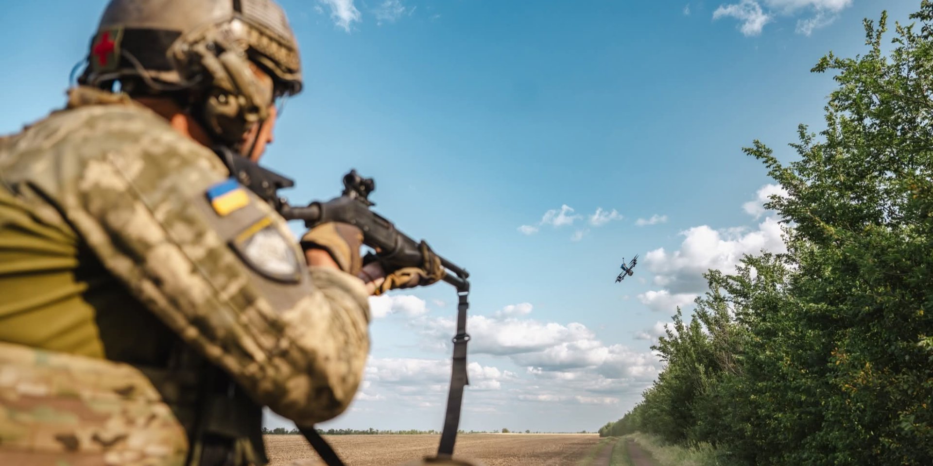 Найчастіше скидають з дронів: СБУ зафіксувала 10 тисяч випадків застосування хімічної зброї окупантами на фронті