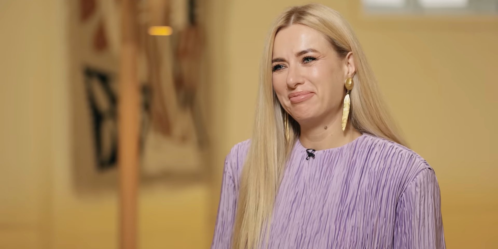 Ольга Горбачева заявила, что они с Никитиным выехали из Украины еще до полномасштабного вторжения (Фото: Слава Демин/YouTube/скриншот из видео)