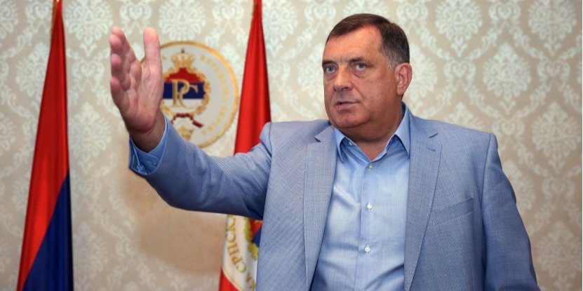 Засудженого в Боснії Мілорада Додіка позбавили мандата президента Республіки Сербської