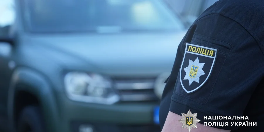 В McDonald’s в центре Черкасс произошла стрельба, полиция сообщила о вооруженном мужчине внутри — видео