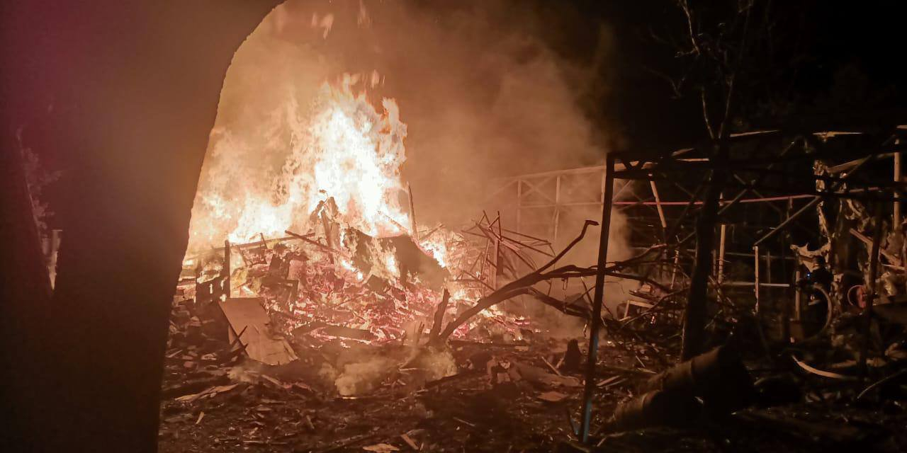 Emergency services are working at the scene (Photo: Kyiv Oblast Military Administration)