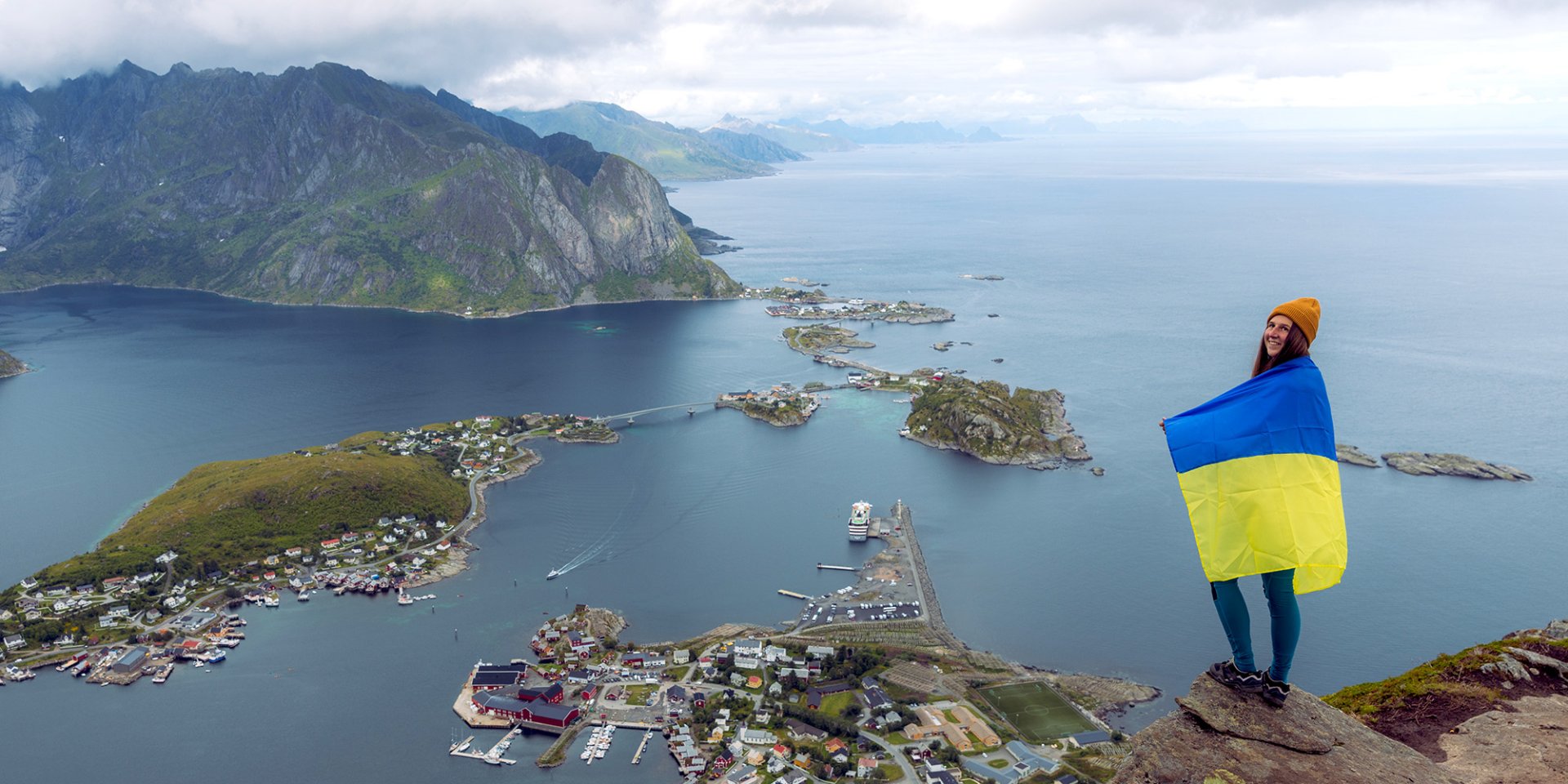 &laquo;Вы, наверное, нас ненавидите?&raquo; Как за&nbsp;границей ведут себя россияне, когда видят украинцев&nbsp;&mdash; NV&nbsp;расспросил сограждан после их&nbsp;отпуска