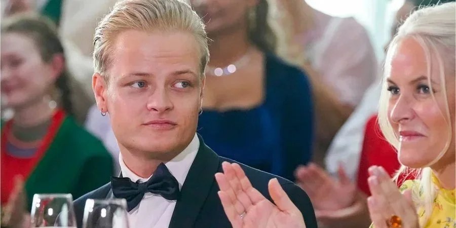 Принцесса Метте-Марит и ее сын Мариус Борг Хойби (Фото: NTB/Лиза Эсеруд)