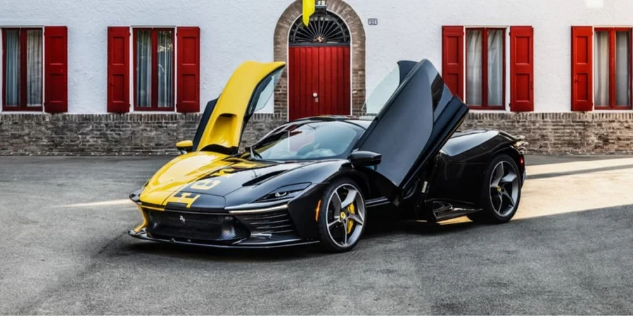 Унікальний Ferrari продали на аукціоні за рекордні $26 мільйонів / NV 2 Модель Daytona SP3 представили у 2021 році. (Фото: Ferrari)