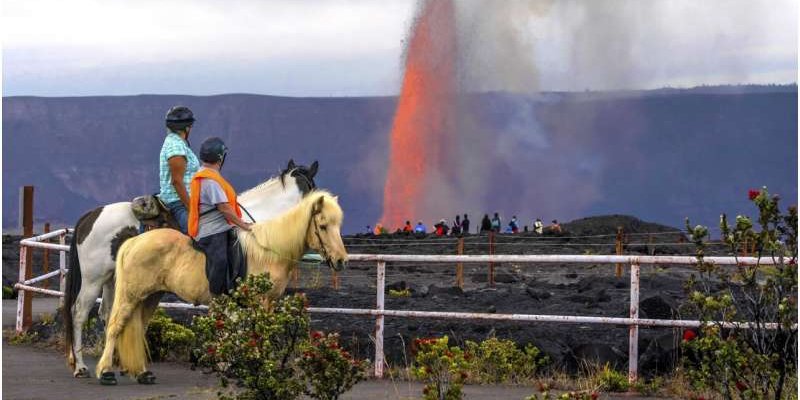 Извержение вулкана на Гавайях (Фото: phys.org)