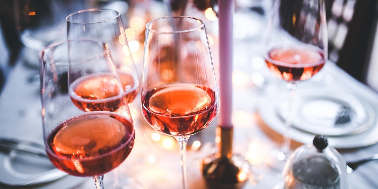 Вина Lafleur станут Vins de France (Фото: karolinagrabowska/pixabay)
