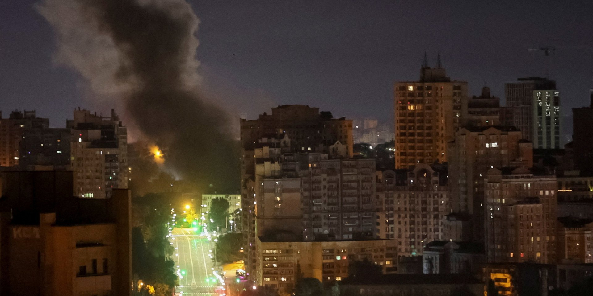 Fire in Kyiv after Russian missile and drone strike on Aug. 28, 2025 (Photo: REUTERS/Gleb Garanich)