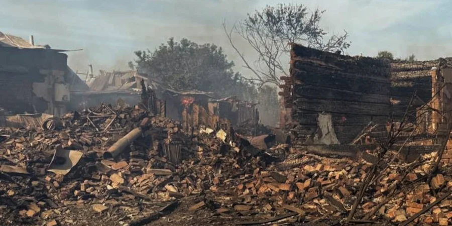 В Сумах в результате российского обстрела возникли перебои со светом и водой, в области дрон попал вблизи железнодорожной станции