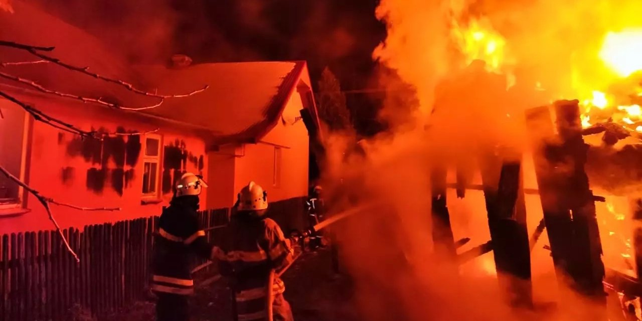 A fire broke out in Lutsk as a result of a drone attack / Illustrative photo (Photo: State Emergency Service of Ukraine)