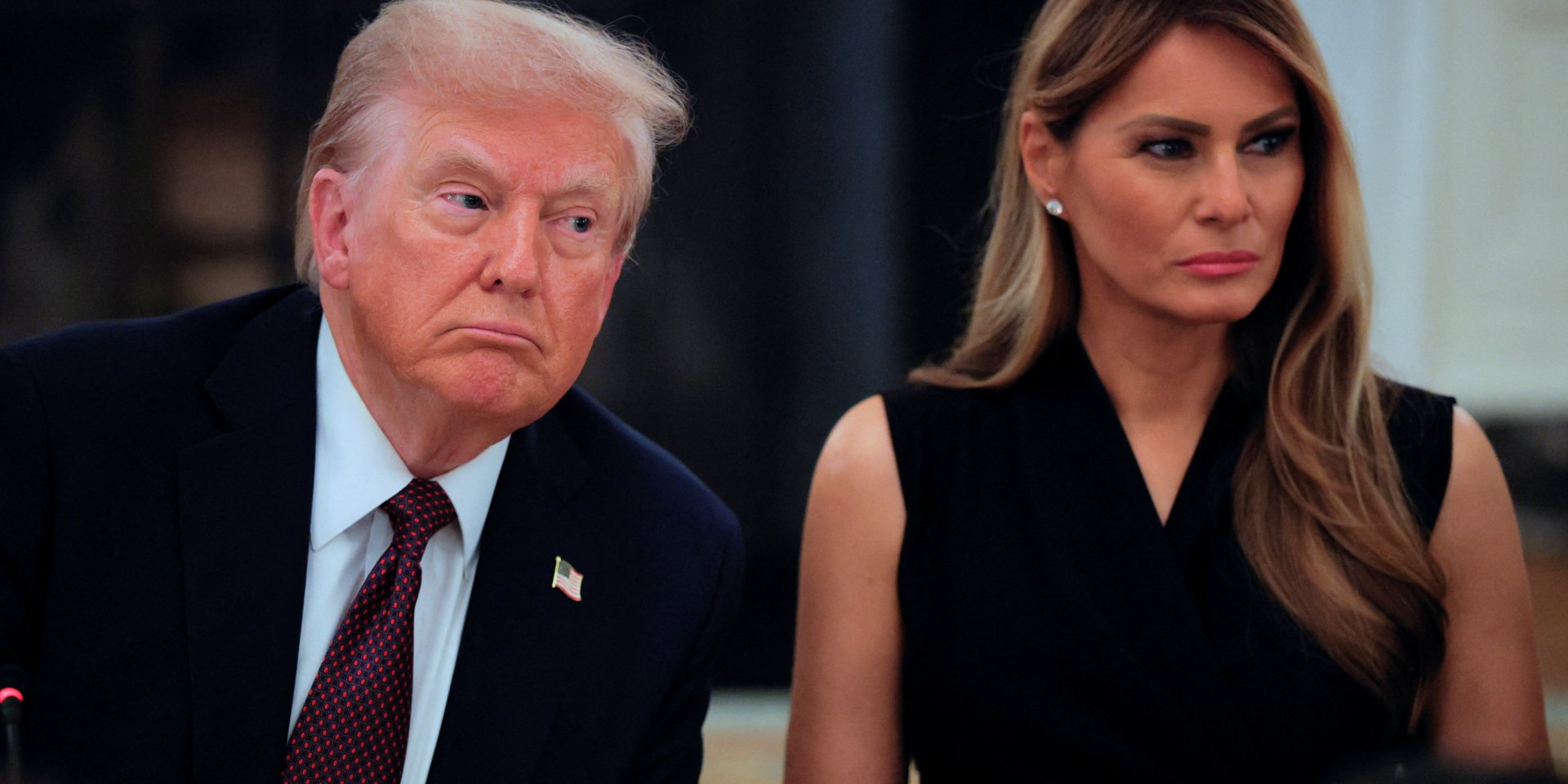 Президент США Дональд Трамп и первая леди Мелания Трамп на закрытом ужине для лидеров сферы технологий и бизнеса в Государственной столовой Белого дома в Вашингтоне (Фото: REUTERS/Brian Snyder)
