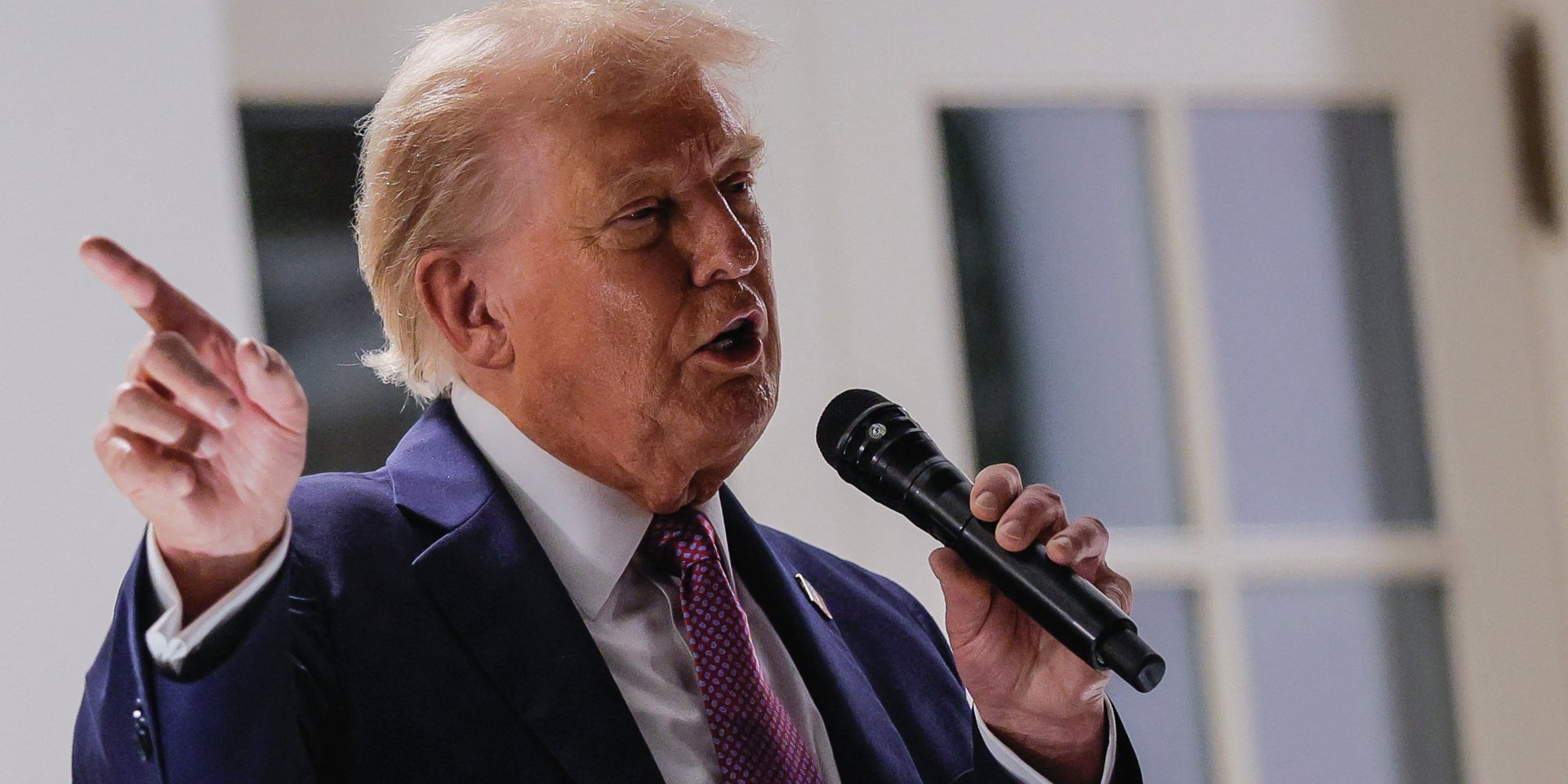 Трамп і Сі Цзіньпін можуть зустрітися на полях саміту АТЕС у Південній Кореї - CNN