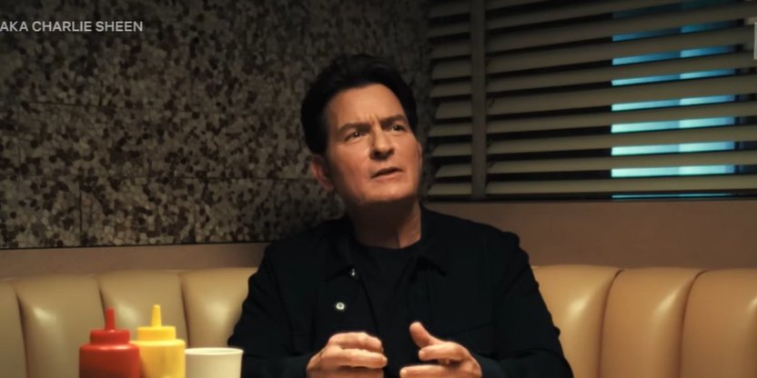 Чарлі Шин у документальному фільмі Netflix під назвою aka Charlie Sheen (Фото: Кадр із трейлера/aka Charlie Sheen)