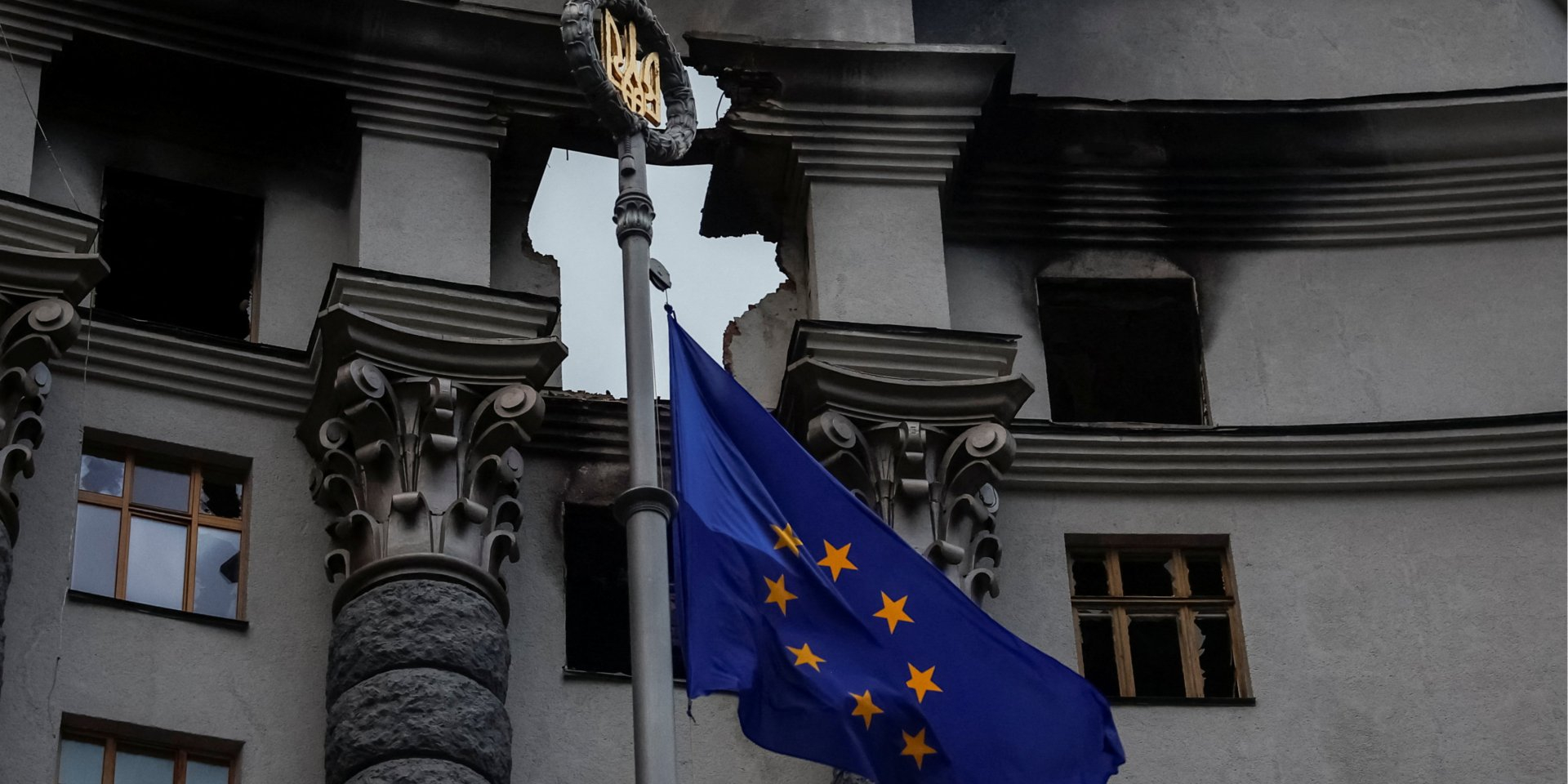 Damaged Cabinet building, Kyiv, Sept. 7 (Photo: REUTERS/Alina Smutko)