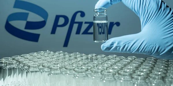 Вакцина Pfizer (Фото: depositphotos.com)