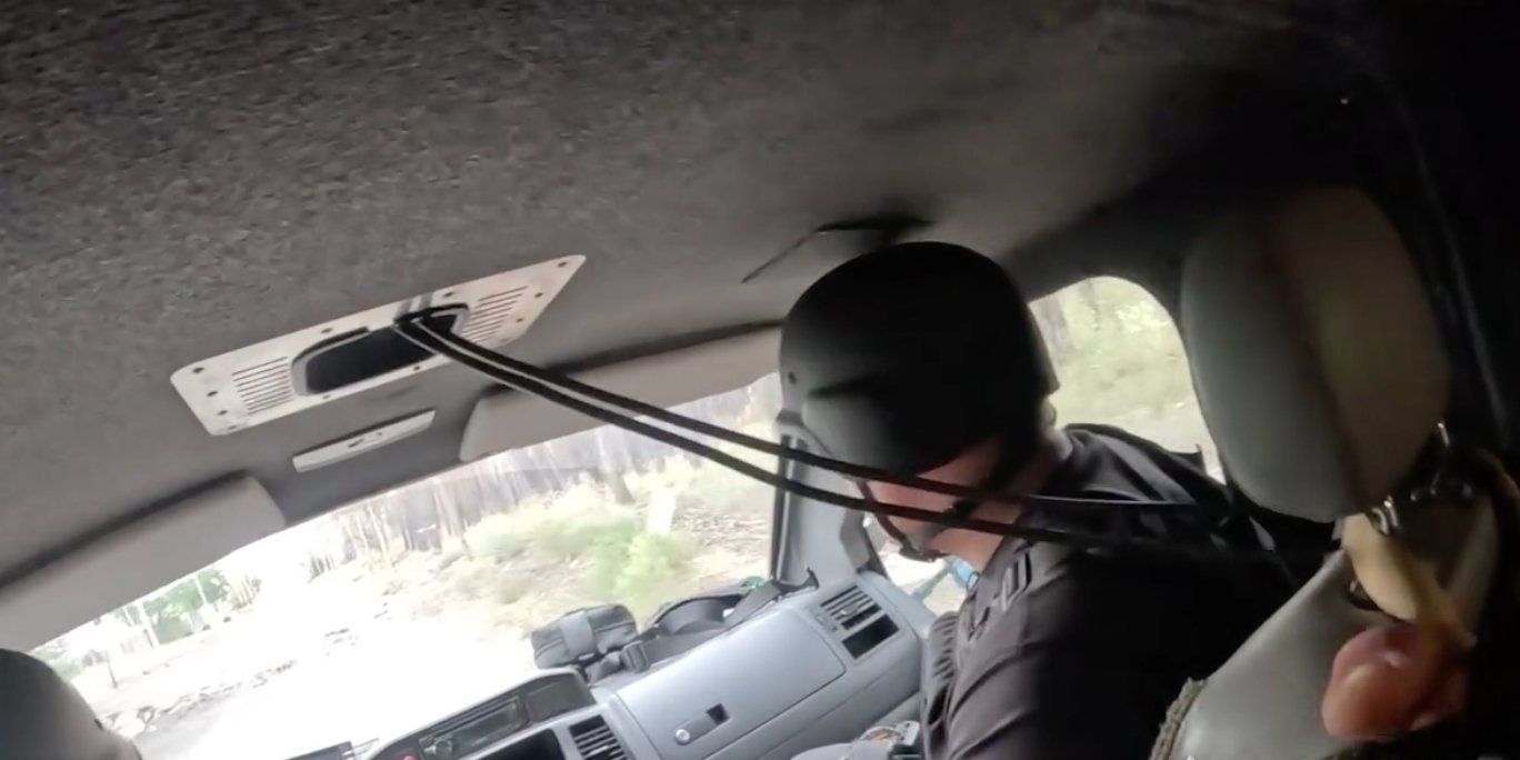 Нацполиция показала эвакуацию из&nbsp;горящей Яровой, где оккупанты убили 25 человек&nbsp;&mdash; видео